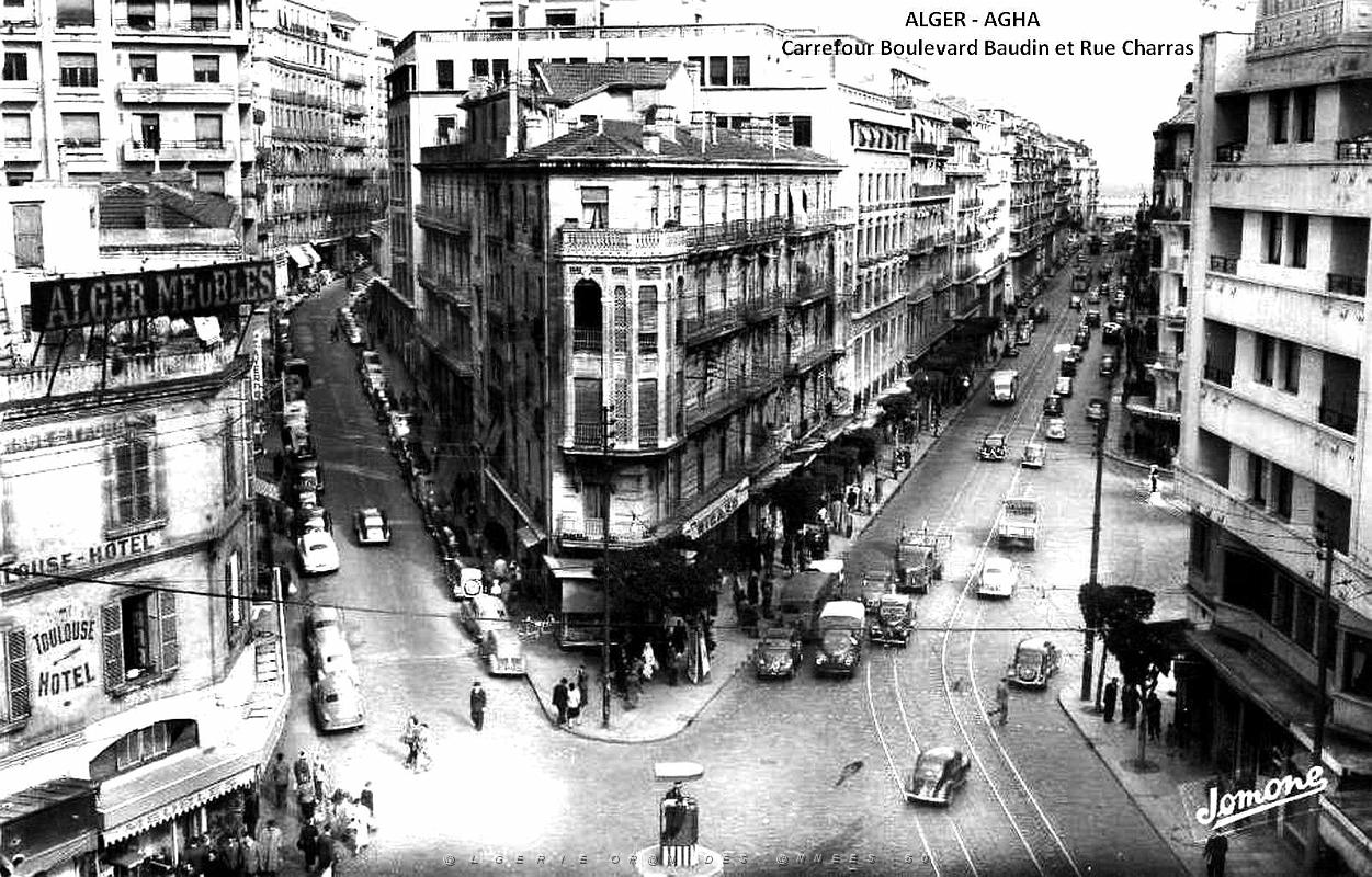 Alger - Agha- Carrefour Boulevard Baudin,et Rue Charras .jpg